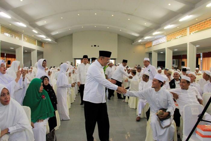 Wali Kota dan Wakil Wali Kota Sambut Kepulangan 2.400 Jamaah Haji Asal Medan