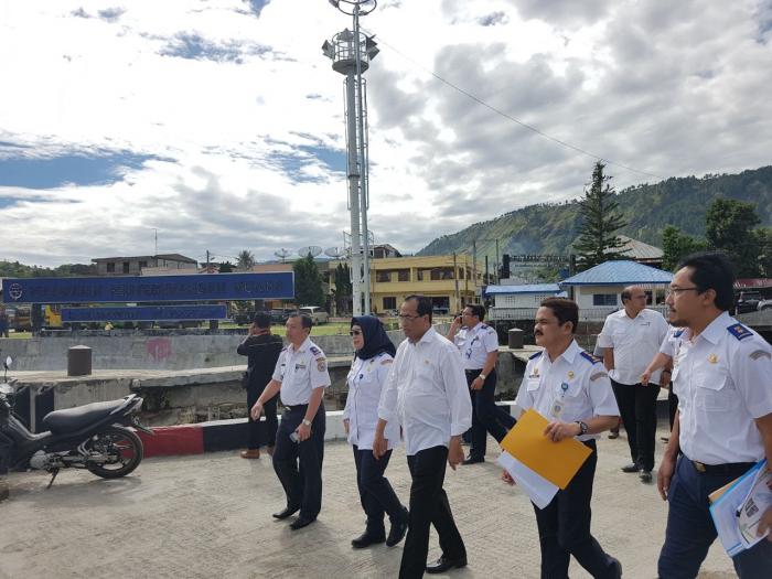 Budi Karya Sumadi meninjau Dermaga di Muara