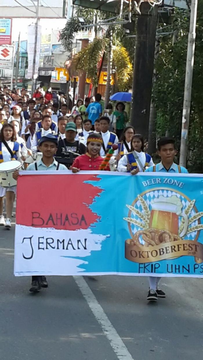 Oktoberfest 2017 Prodi Pend. Bahasa Jerman Bangun Kecerdasan Kultural