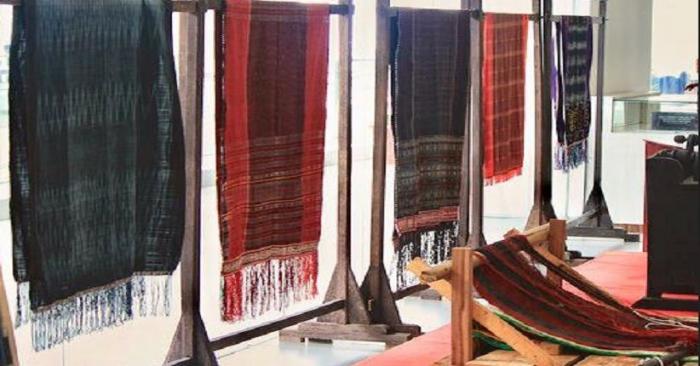 Ulos dan Museum-Reinterpretasi dan Revitalisasi Makna