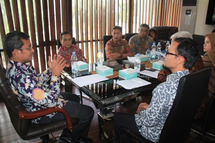 Tim Staf Khusus Wapres Bidang Reformasi Birokrasi Kunjungi Balai Kota