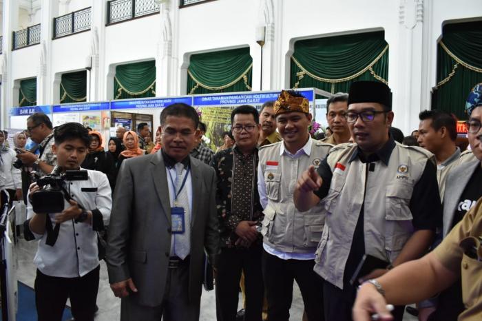 Gubernur Jabar Ridwan Kamil Sapa Pengurus KMM Via Video Conference