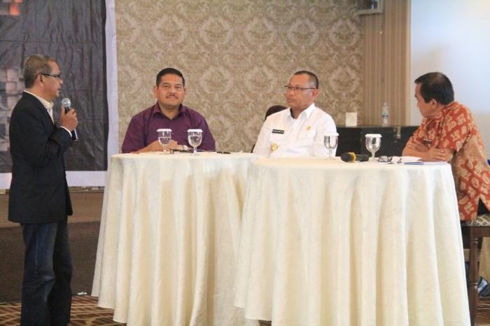 Talk Show Bersama Anggota DPD RI, Akhyar Ajak Masyarakat Bersama Atasi Banjir