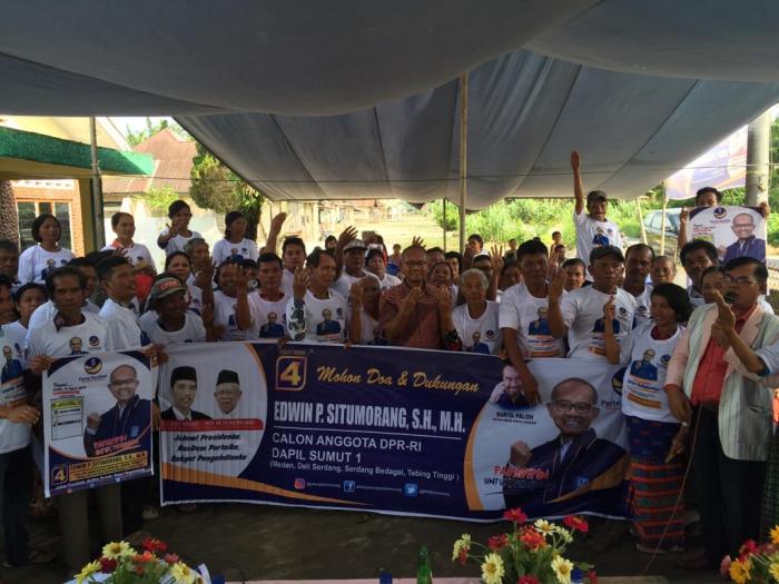 Edwin P Situmorang Sapa Warga Desa Sei Belutu Kecamatan Sei Bamban Deliserdang