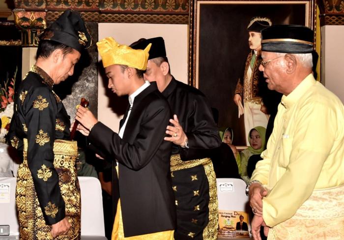 BERI SELAMAT KEPADA PRESIDEN JOKOWI, SULTAN DELI : BERSATU KITA UTUH, BERCERAI KITA RUNTUH