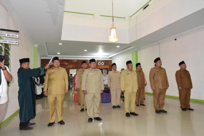 Berhentikan 3 Kadis, Walikota Sidimpuan Lantik 9 Pejabat Eselon II