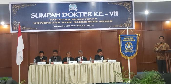 27 Lulusan Kedokteran UHN Medan Angkat Sumpah