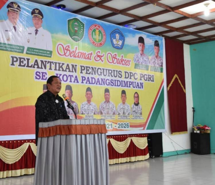 Walikota Sidimpuan Minta Guru Tingkatkan Kemampuan