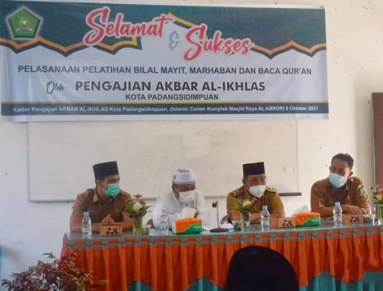 Wakil Walikota Buka Pelatihan Bilal Mayit, Marhaban & Baca Quran