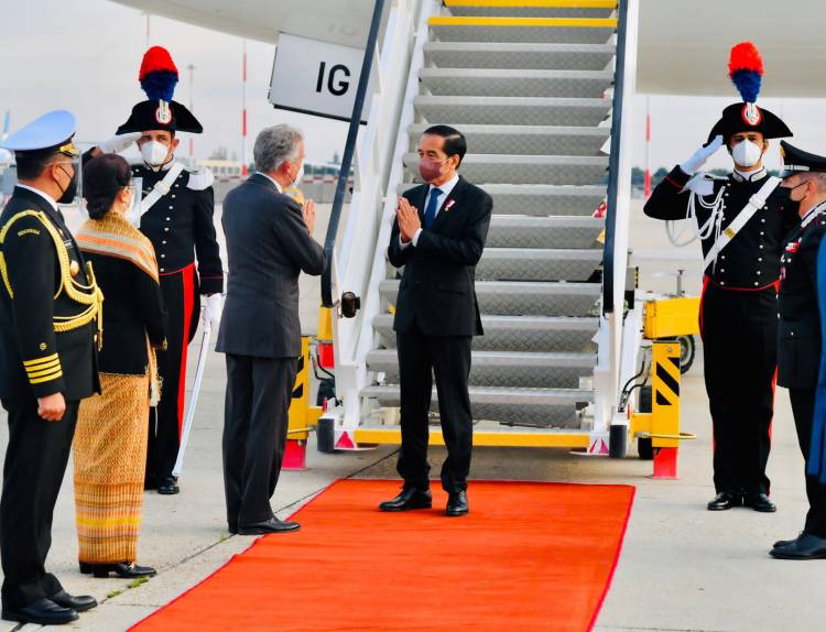 Presiden Jokowi Tiba di Italia