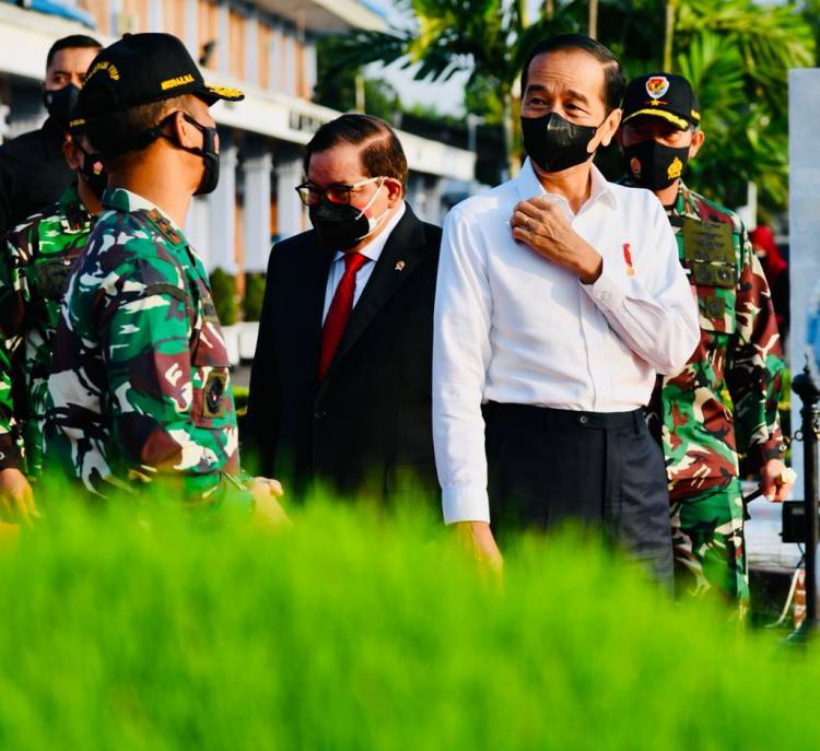 Presiden Joko Widodo Bertolak ke Jawa Barat untuk Kunjungan Kerja