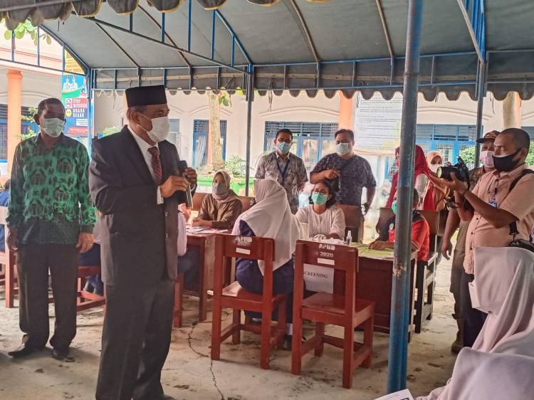 Danyon B Pelopor Brimob Sumut Dampingi Walikota Tebing Tinggi Tinjau Vaksinasi Pelajar