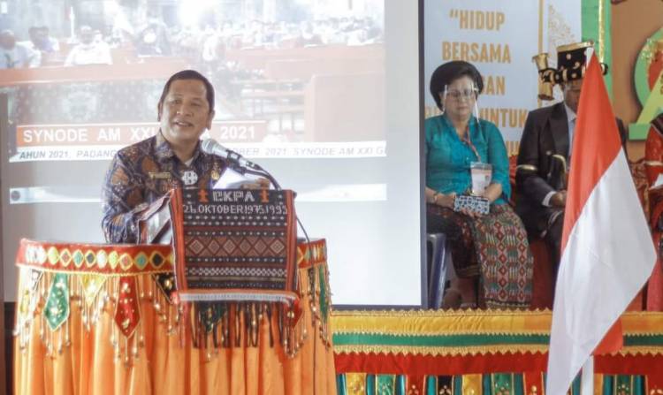 Walikota Sidimpuan Hadiri Sinode AM GKPA
