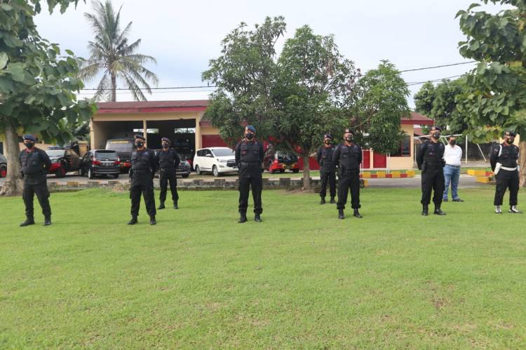 Danden Gegana Sat Brimob Polda Sumut Pimpin Upacara Penutupan Pelatihan Peningkatan Kemampuan TPTKP dan Olah TKP Unit Taktis Brimob Polri