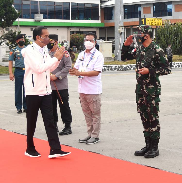 Presiden Bertolak ke Kabupaten Merauke untuk Resmikan Infrastruktur dan Tinjau Vaksinasi