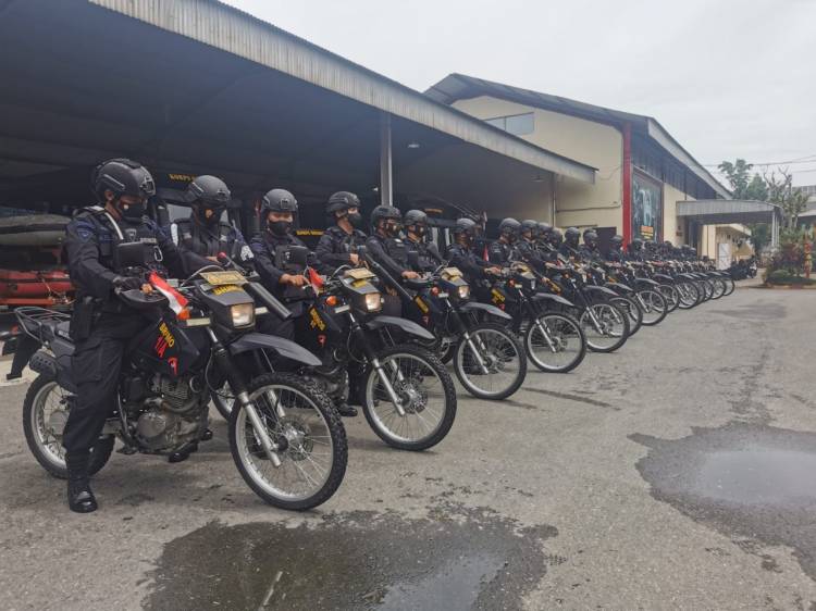 Tingkatkan Kemampuan, Brimob Polda Sumut Latihkan Penanggulangan Huru Hara