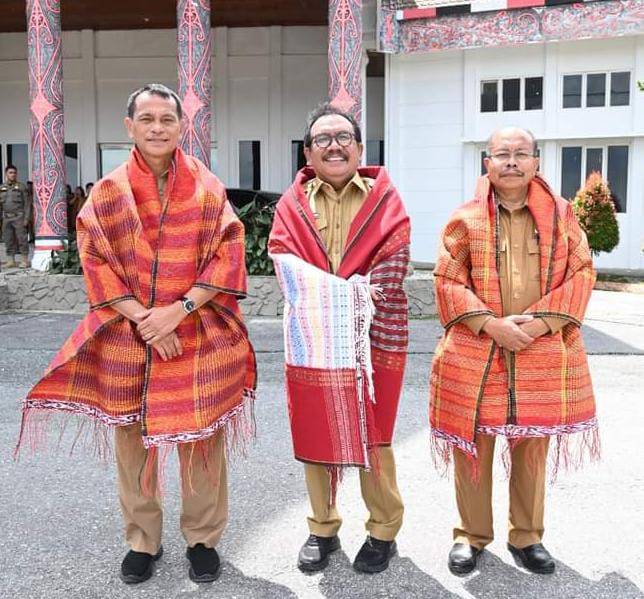 Sekdakab Humbahas Drs Tonny Sihombing M.IP Purna Bakti