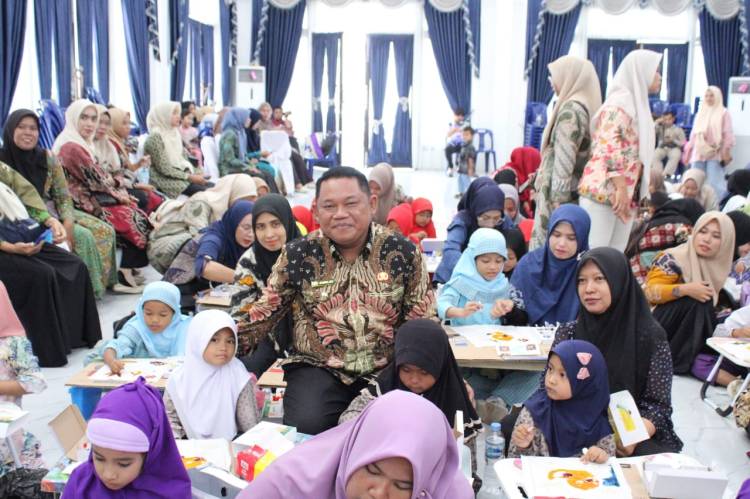 Wakil Bupati Labuhanbatu Perkenalkan Batik Sebagai Warisan Bangsa