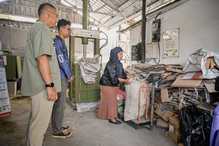 Pertamina Dukung Bank Sampah Desa Kuta, Pengelolaan Sampah Kawasan Wisata Mandalika Lebih Optimal