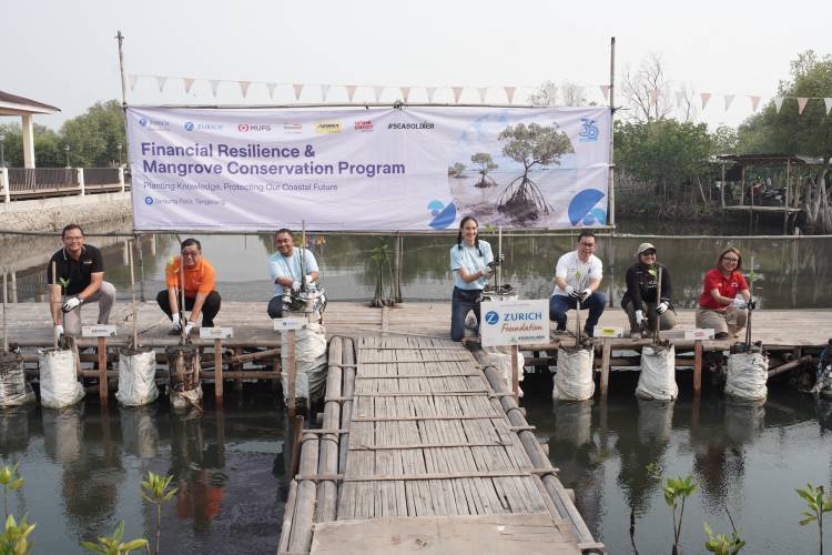 Tanam 1.000 Mangrove hingga Perkuat Literasi Keuangan, Zurich Hadirkan Aksi &ldquo;Sayang Bumiku&rdquo;