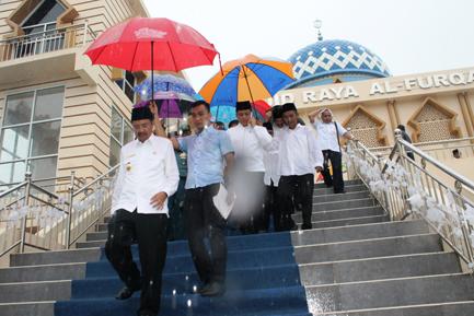 Ini Masjid Raya Gunungsitoli Pasca Gempa 2005