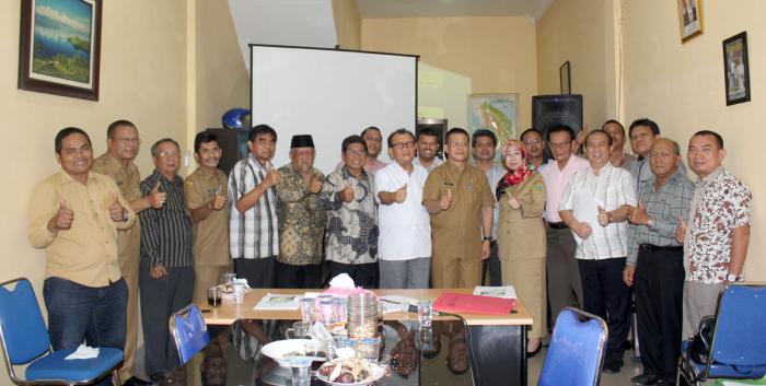 Diskusi Terbatas RE Foundation : Dorong Revisi Perpres tentang Dana Perkebunan untuk PAD Daerah