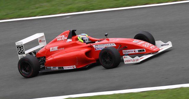 Presley Martono dan Keanon Santoso Siap Tampil di Putaran Ketiga F4 South East Asia Championship 2016