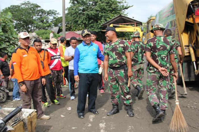 Pemko Medan Bersama Masyarakat TNI dan Polri Gelorakan Gotong Royong