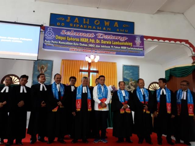 Ephorus HKBP Pimpin MBO - Jubileum 75 Tahun dan Resmikan Gereja HKBP Sarimatondang