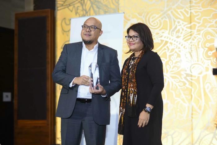 Indosat Ooredoo Raih Penghargaan Indonesia Law Awards 2017