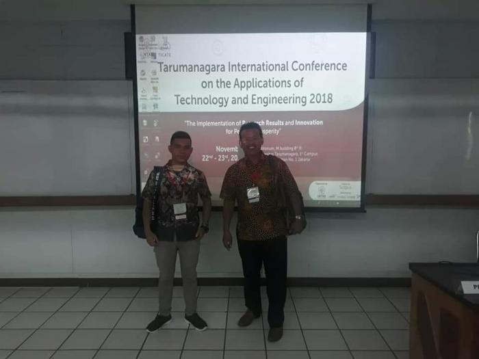 Dosen dan Mahasiswa FT UHN Medan Persentase di International Conference TICATE 2018