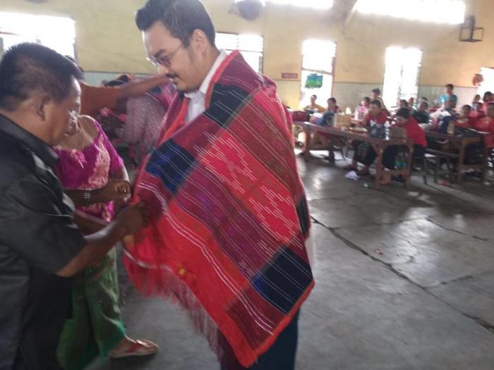 Caleg DPRD Sumut Sakti Andreas Sinambela SH, Didoakan dan Diulosi Saat HUT Toga Sihotang