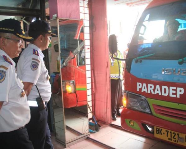 Pemko Medan Polisikan Pengusaha Paradep Taksi