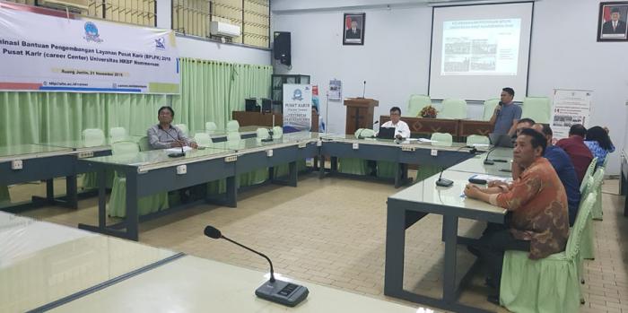 Career Center UH Medan Matangkan Lulusan Kemampuan Berkomunikasi