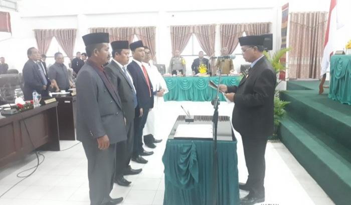 Sah, Tiga PAW Anggota DPRD Tobasa Resmi Dilantik