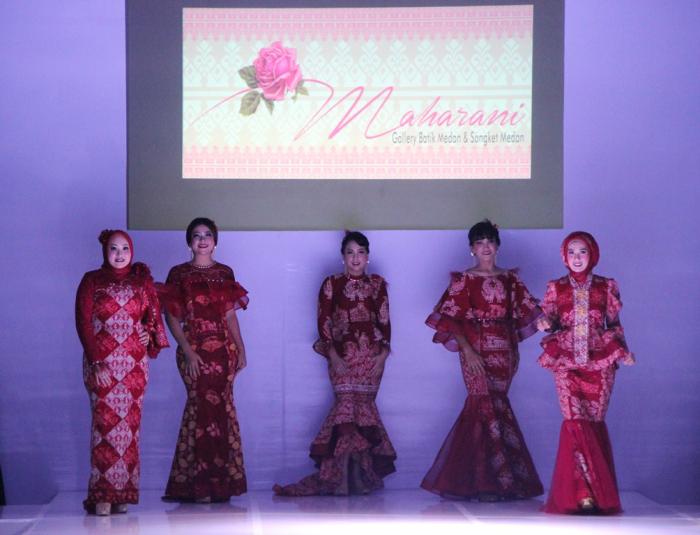 Batik Medan Meriahkan Yapmode Fashion Festival 2018