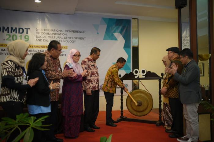 Magister Ilmu Komunikasi FISIP USU Gelar Konferensi Internasional 2nd ICOMMDT 2019