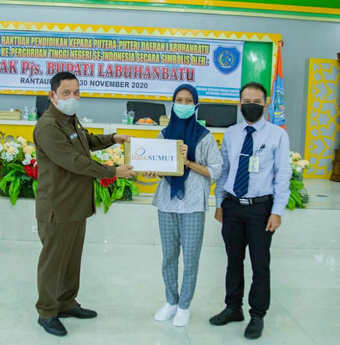 Pemkab Labuhanbatu Berikan Bantuan Pendidikan Masuk Perguruan Tinggi