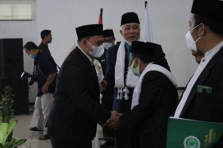 Bupati dan Wakil Bupati Labuhanbatu Hadiri Pengukuhan DP MUI