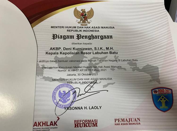 Terkait Vaksinasi, Kapolres Labuhanbatu Terima Penghargaan Kemenhumkam