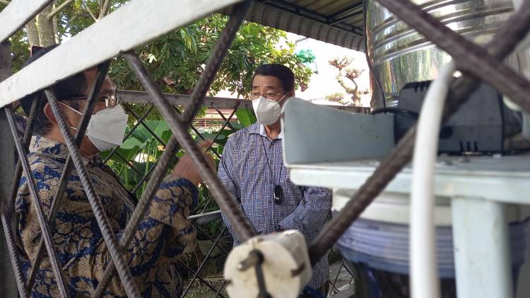 Bantuan UEM, Pengurus Yapentra Kelola Air Minum Sendiri Hingga Miliki Studio Rekaman