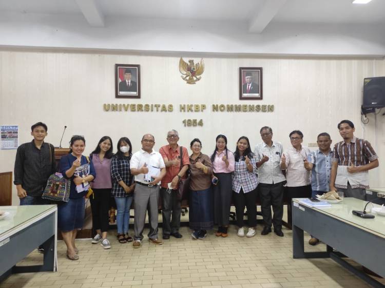 Dosen Fisipol dan Mahasiswa UHN Medan Seminarkan Hasil Penelitian