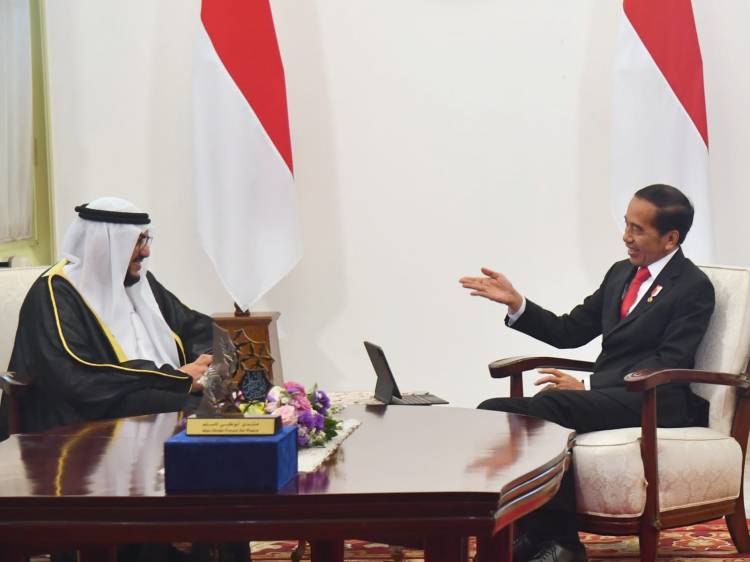 Presiden Jokowi Terima Penghargaan Perdamaian Internasional Imam Hasan bin Ali Tahun 2022