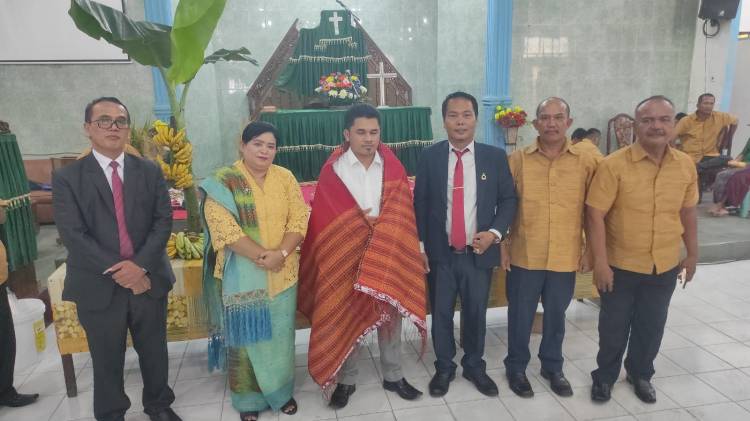 Gelar Pesta Gitilon, Sabam Manalu Ajak Warga HKBP Mandala I Jalin Kebersamaan untuk Persatuan