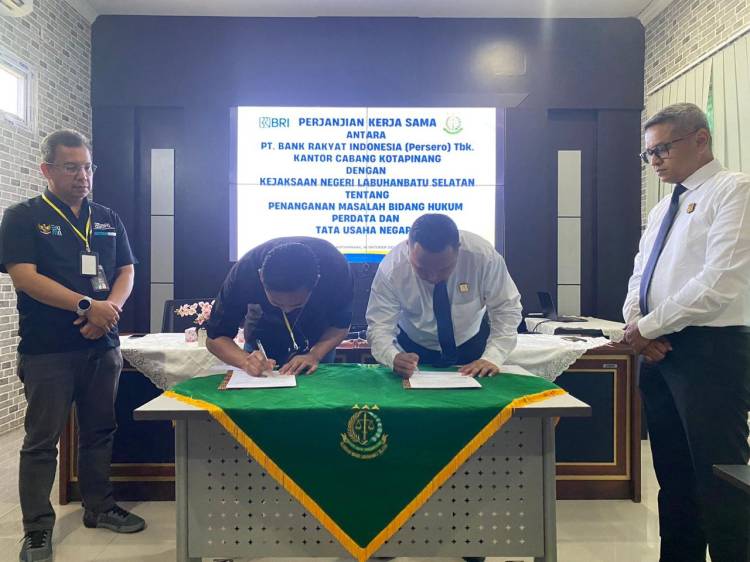 BRI BO Kotapinang Sah Penandatanganan MOU Mediasi Penyelesaian Kredit Bermasalah dengan Kejari Labusel