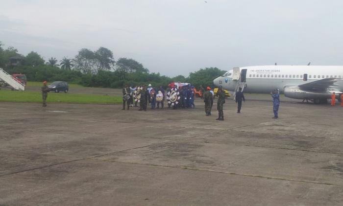 Jenazah Kapten Jhan Saragih Tiba di Lanud Soewondo