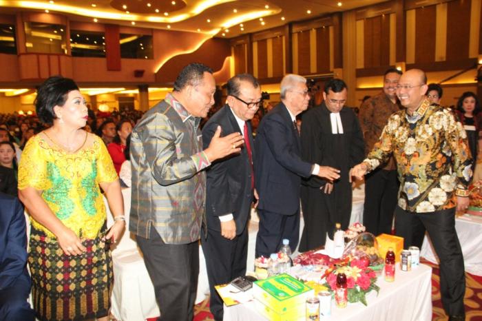 Bangun Persaudaraan, Kebersamaan dan Rasa Kasih Melalui Natal