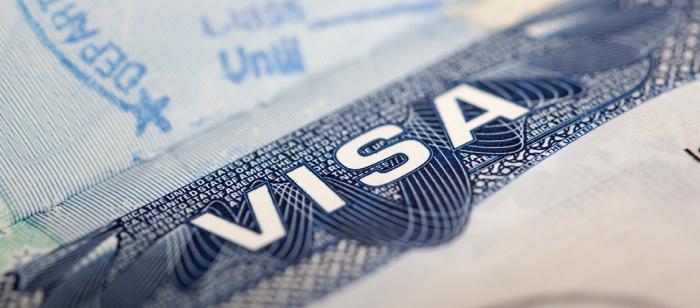 Jangan Tunggu Kebobolan, Jokowi Diminta Evaluasi Ijin Visa Tiongkok