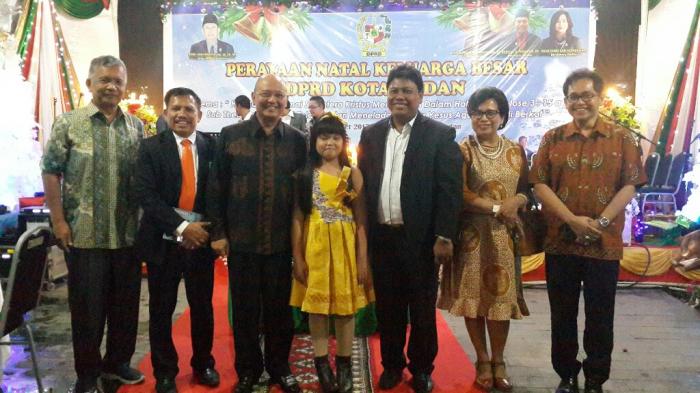 Tim LPPD Medan Isi Perayaan Natal DPRD