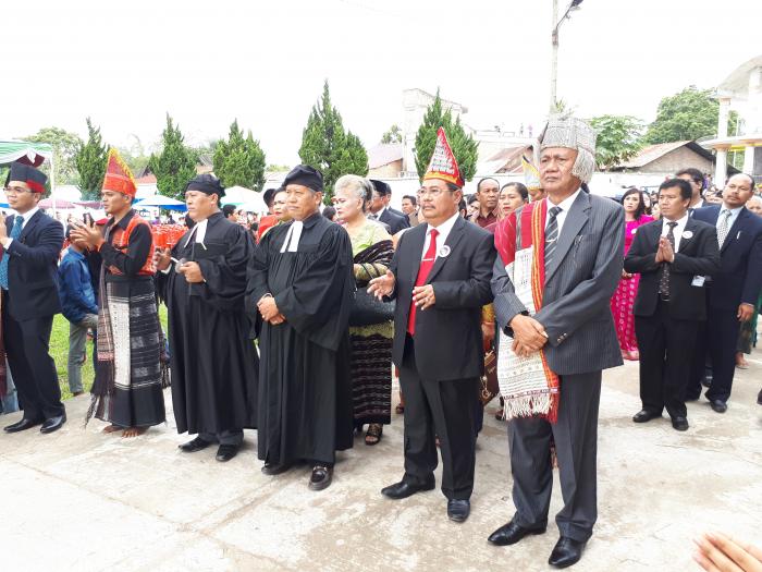 Ephorus HKBP Pimpin Natal Oikumene Kabupate  Tobasa